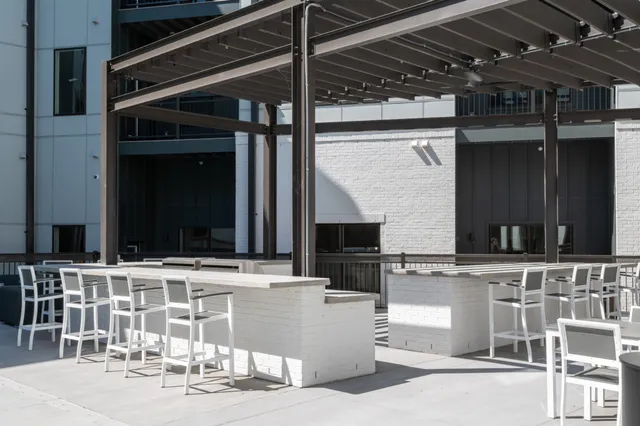 $2,300 | 1677 54th Avenue North, Unit 340, Nashville, TN 37209