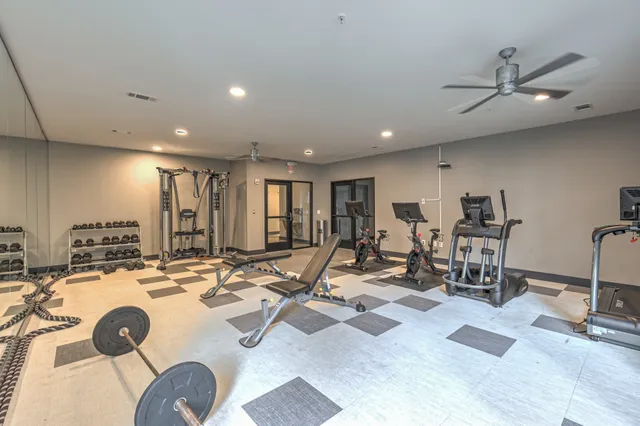 $2,300 | 1677 54th Avenue North, Unit 340, Nashville, TN 37209