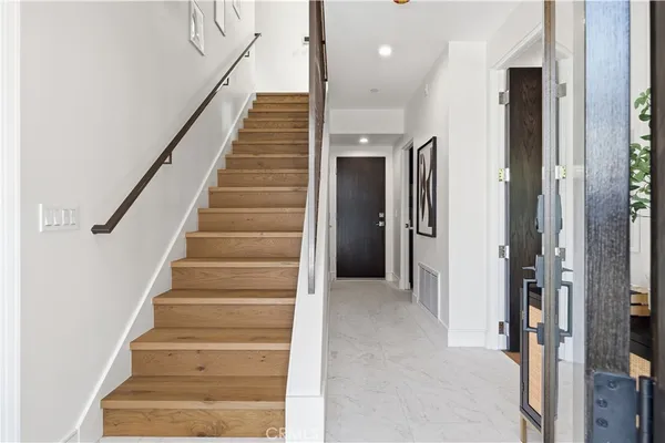 $1,879,000 | 2005 Mathews Avenue, Unit A, Redondo Beach, CA 90278