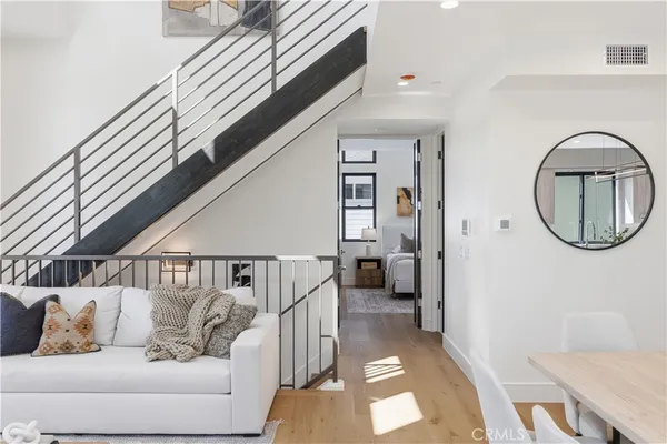 $1,879,000 | 2005 Mathews Avenue, Unit A, Redondo Beach, CA 90278