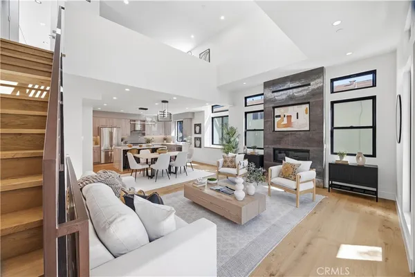 $1,879,000 | 2005 Mathews Avenue, Unit A, Redondo Beach, CA 90278