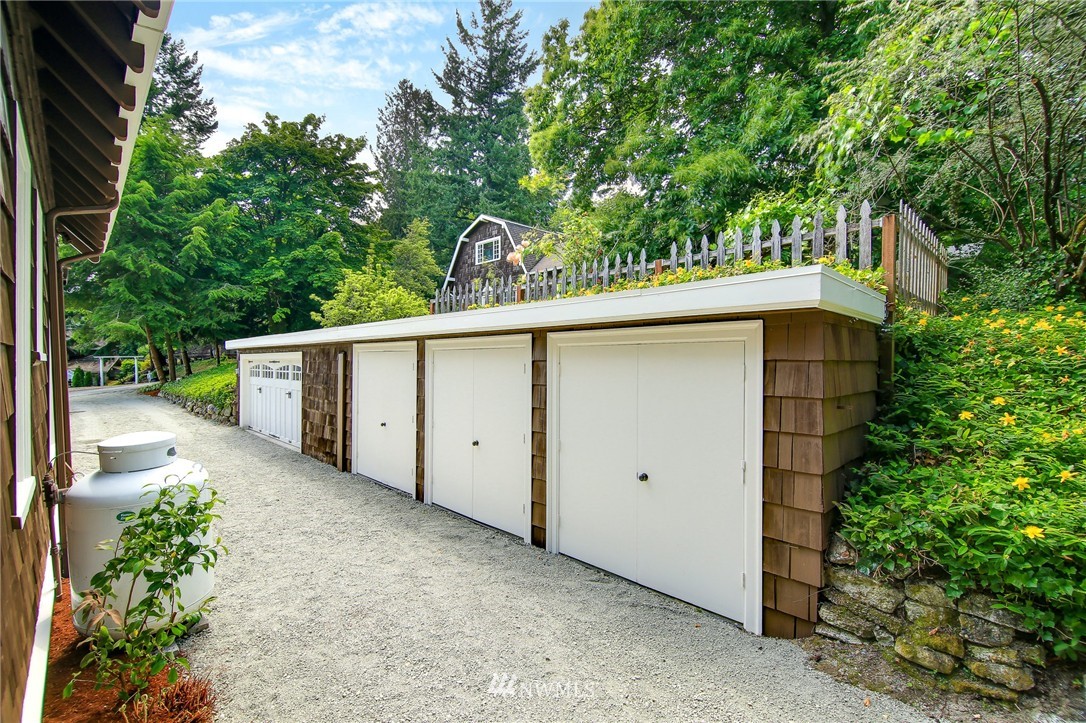 11608 Southwest Shawnee Road Vashon, WA 98070 - Photo 24 of 25 Gallery Image 24