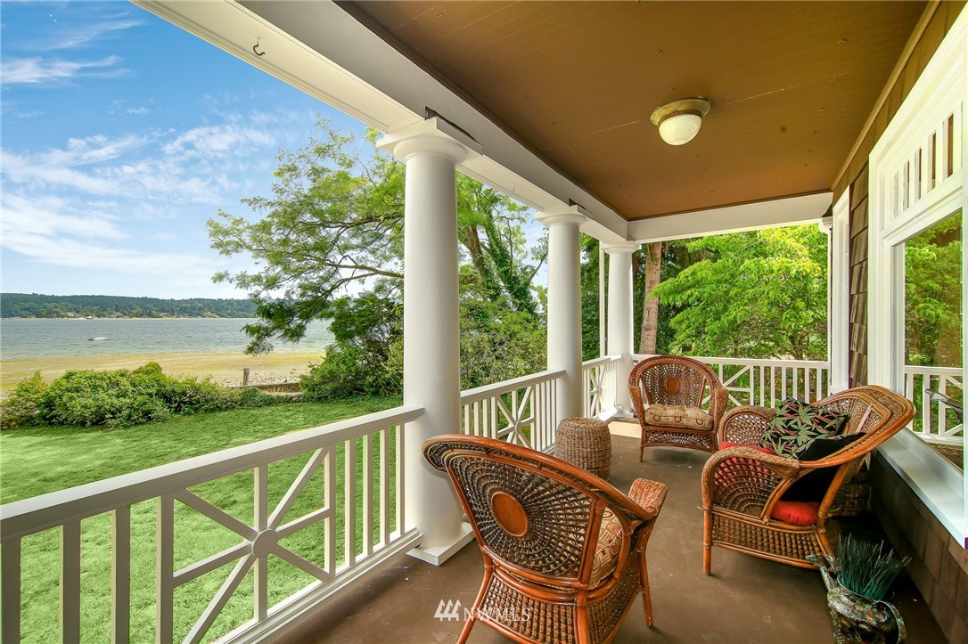 11608 Southwest Shawnee Road Vashon, WA 98070 - Photo 7 of 25 Gallery Image 7