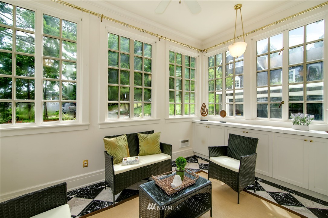 11608 Southwest Shawnee Road Vashon, WA 98070 - Photo 10 of 25 Gallery Image 10