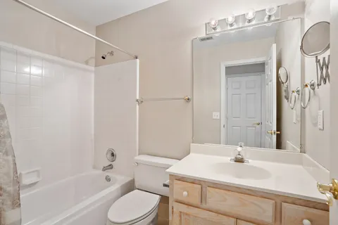 $499,900 | 5521 Peninsula Park Landing, Hermitage, TN 37076