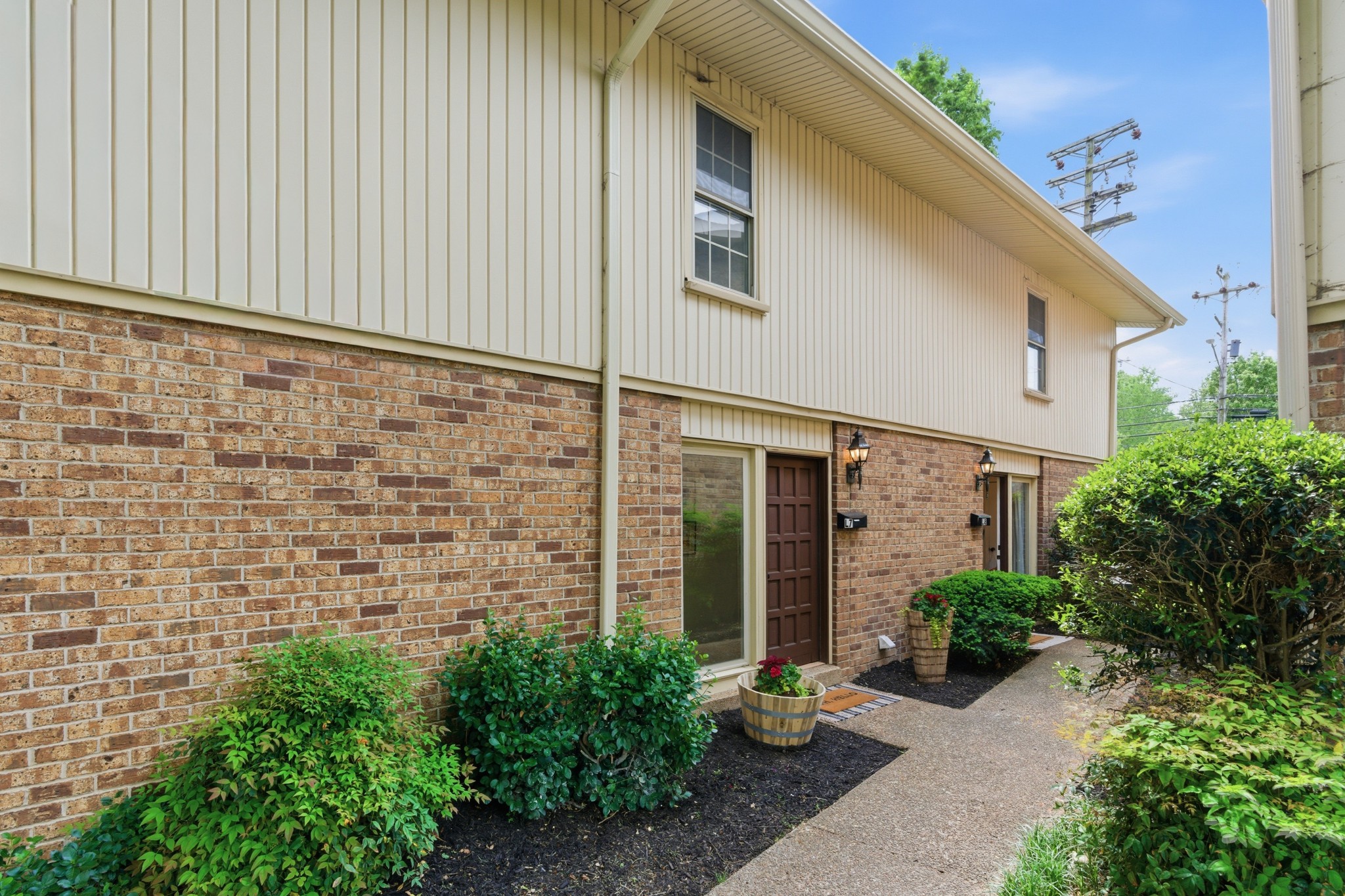 2116 Hobbs Road, Unit L7 Nashville, TN 37215 - Photo 2 of 22