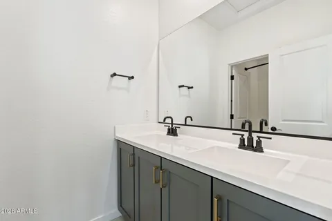 $715,000 | 6439 North 17th Place, Phoenix, AZ 85016
