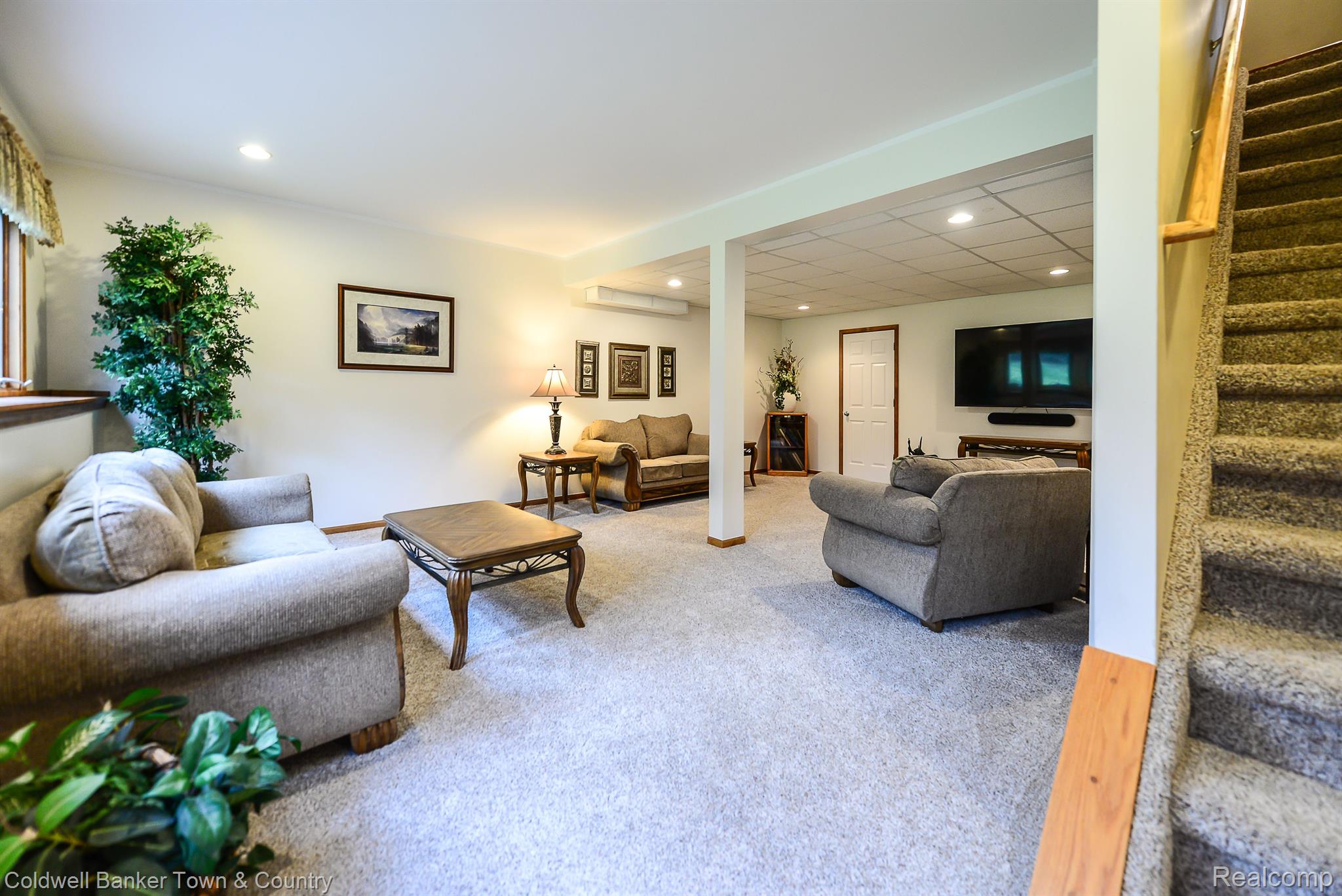 9519 Silver Lake Road Linden, MI 48451 - Photo 33 of 43 Gallery Image 33
