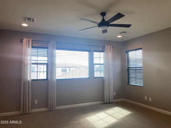 $2,800 | 1945 West Yellowstone Way, Chandler, AZ 85248