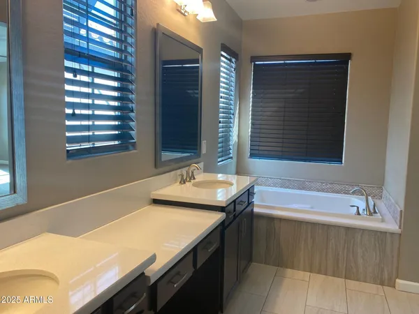 $2,800 | 1945 West Yellowstone Way, Chandler, AZ 85248