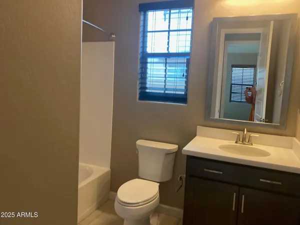 $2,800 | 1945 West Yellowstone Way, Chandler, AZ 85248