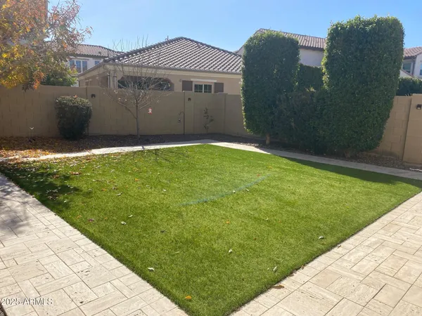 $2,800 | 1945 West Yellowstone Way, Chandler, AZ 85248