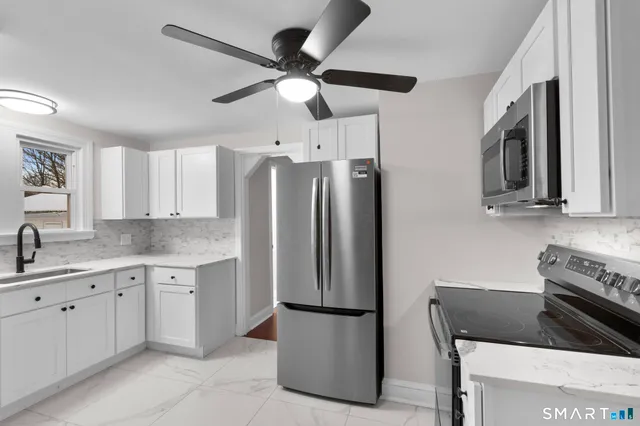 $375,000 | 556 Dunbar Hill Road, Hamden, CT 06514