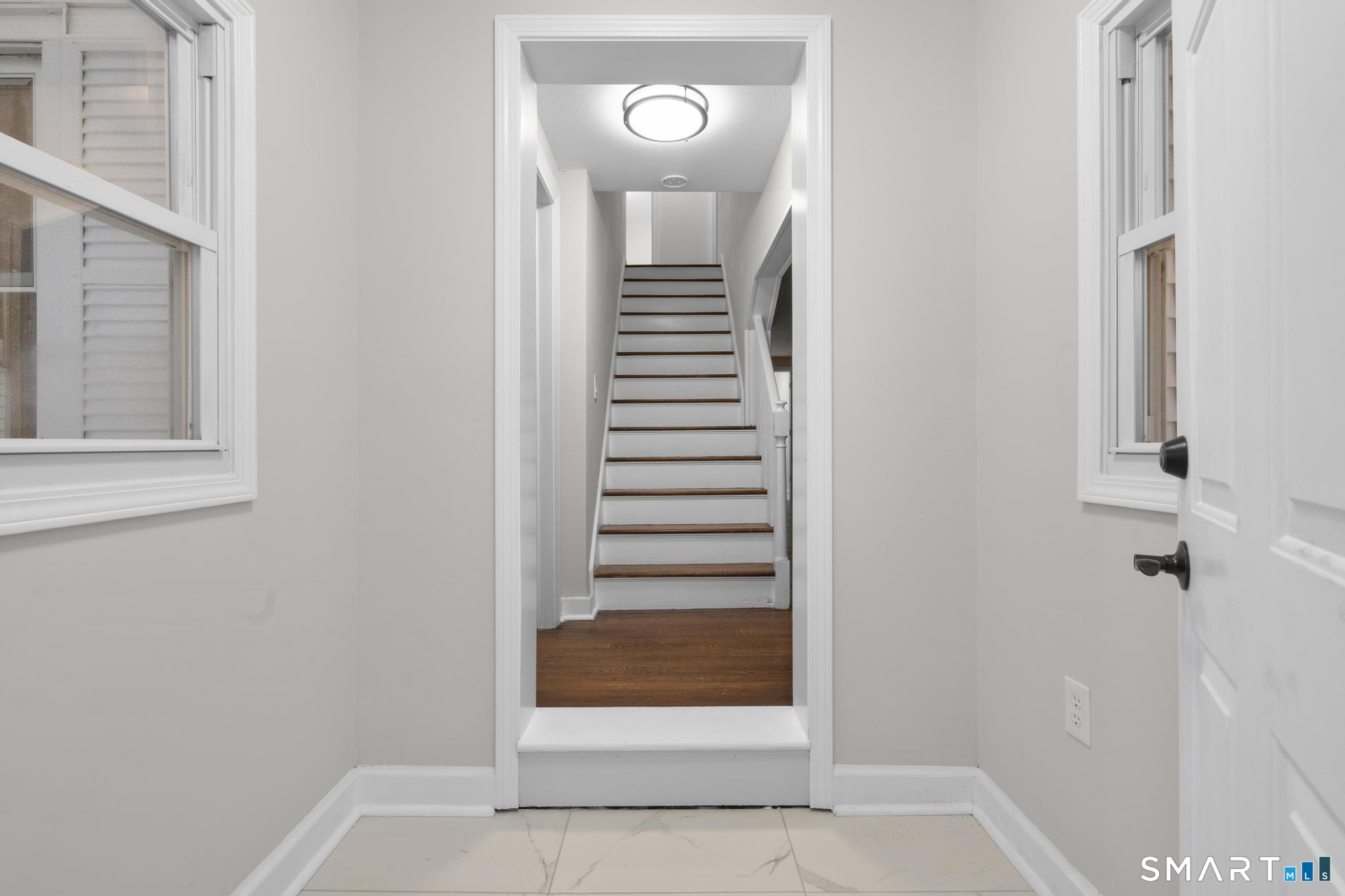 556 Dunbar Hill Road Hamden, CT 06514 - Photo 21 of 40