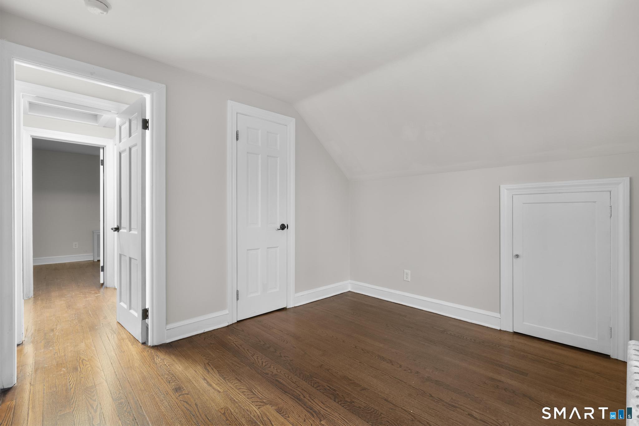 556 Dunbar Hill Road Hamden, CT 06514 - Photo 24 of 40