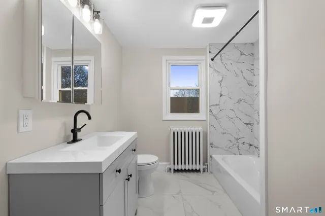 $375,000 | 556 Dunbar Hill Road, Hamden, CT 06514