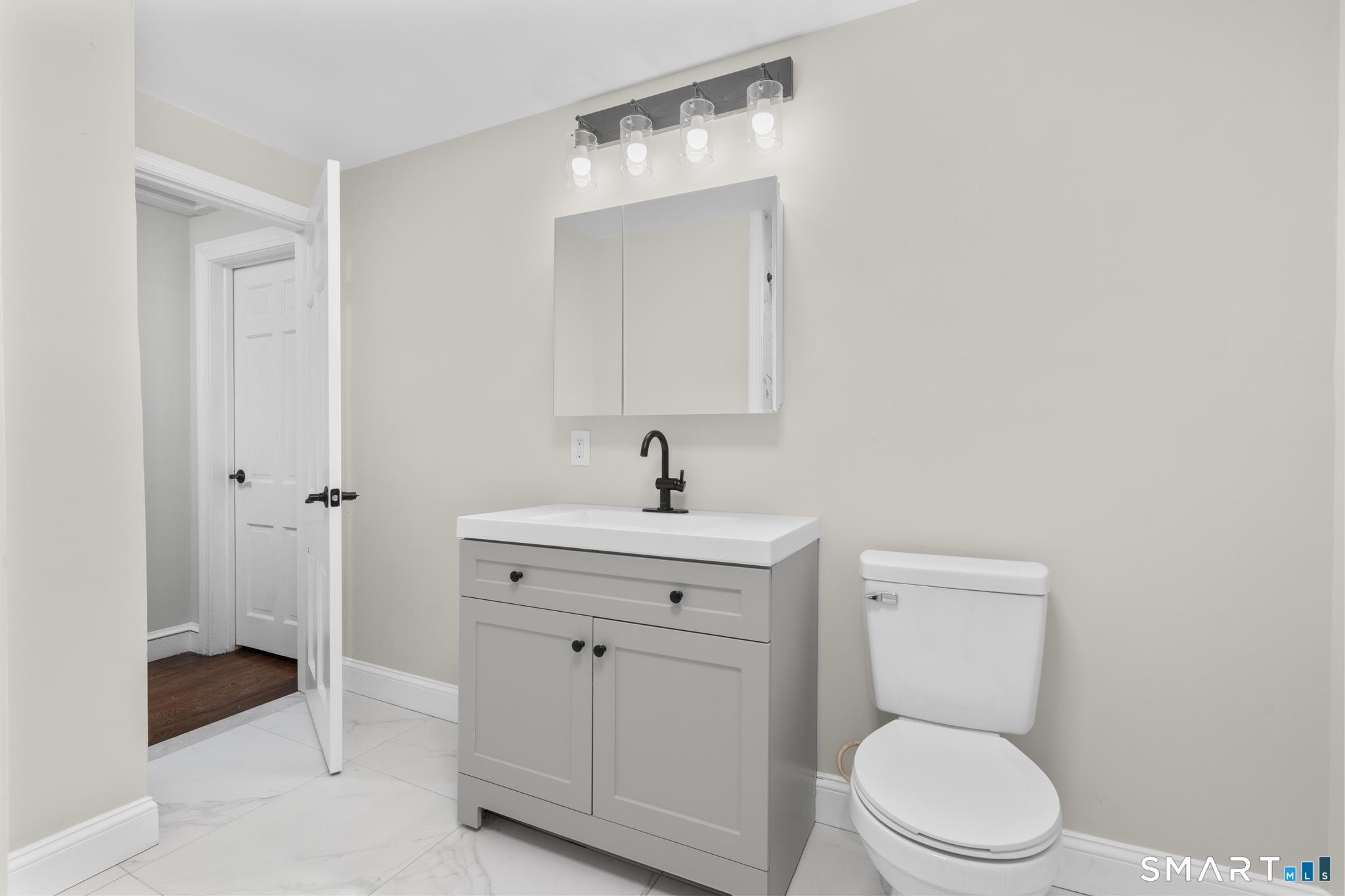 556 Dunbar Hill Road Hamden, CT 06514 - Photo 26 of 40