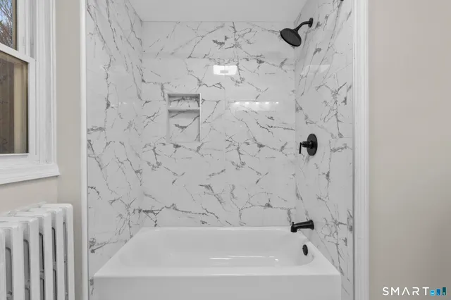 $375,000 | 556 Dunbar Hill Road, Hamden, CT 06514