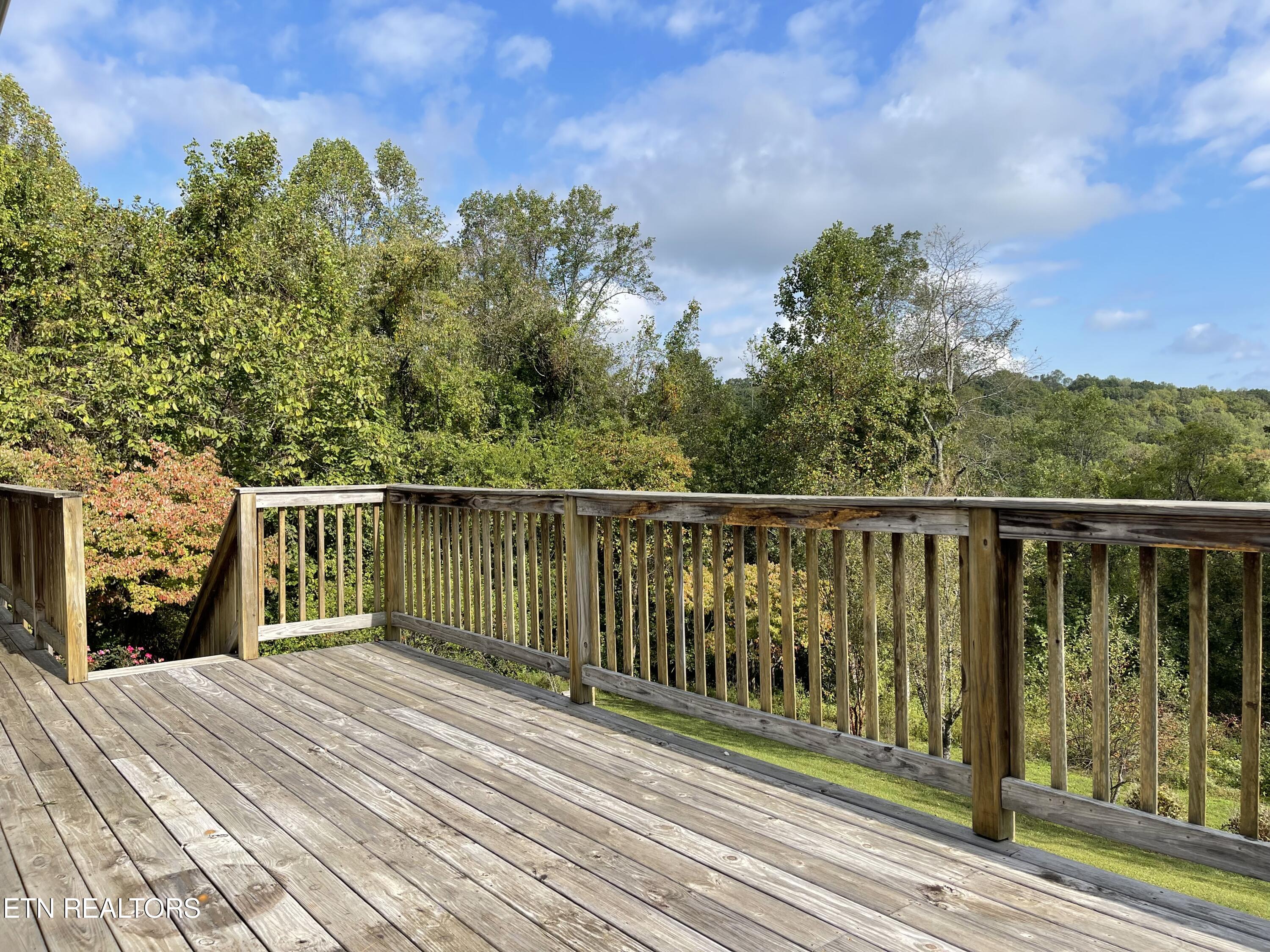 412 Orchard Knob Road Clinton, TN 37716 - Photo 34 of 43 IMG_8752