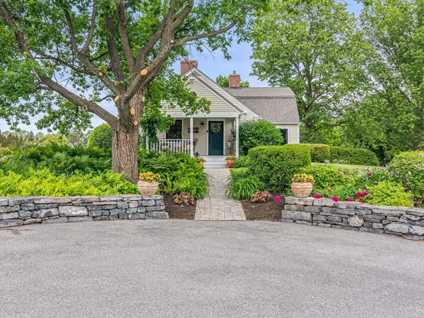 $2,100,000 | 1549 Hinesburg Road, South Burlington, VT 05403