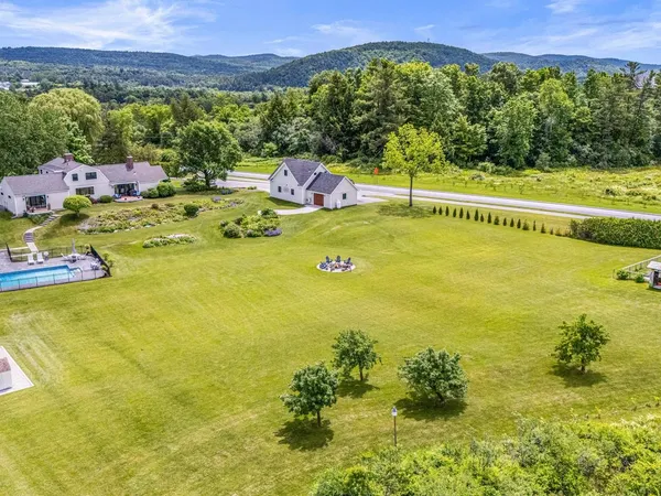 $2,100,000 | 1549 Hinesburg Road, South Burlington, VT 05403