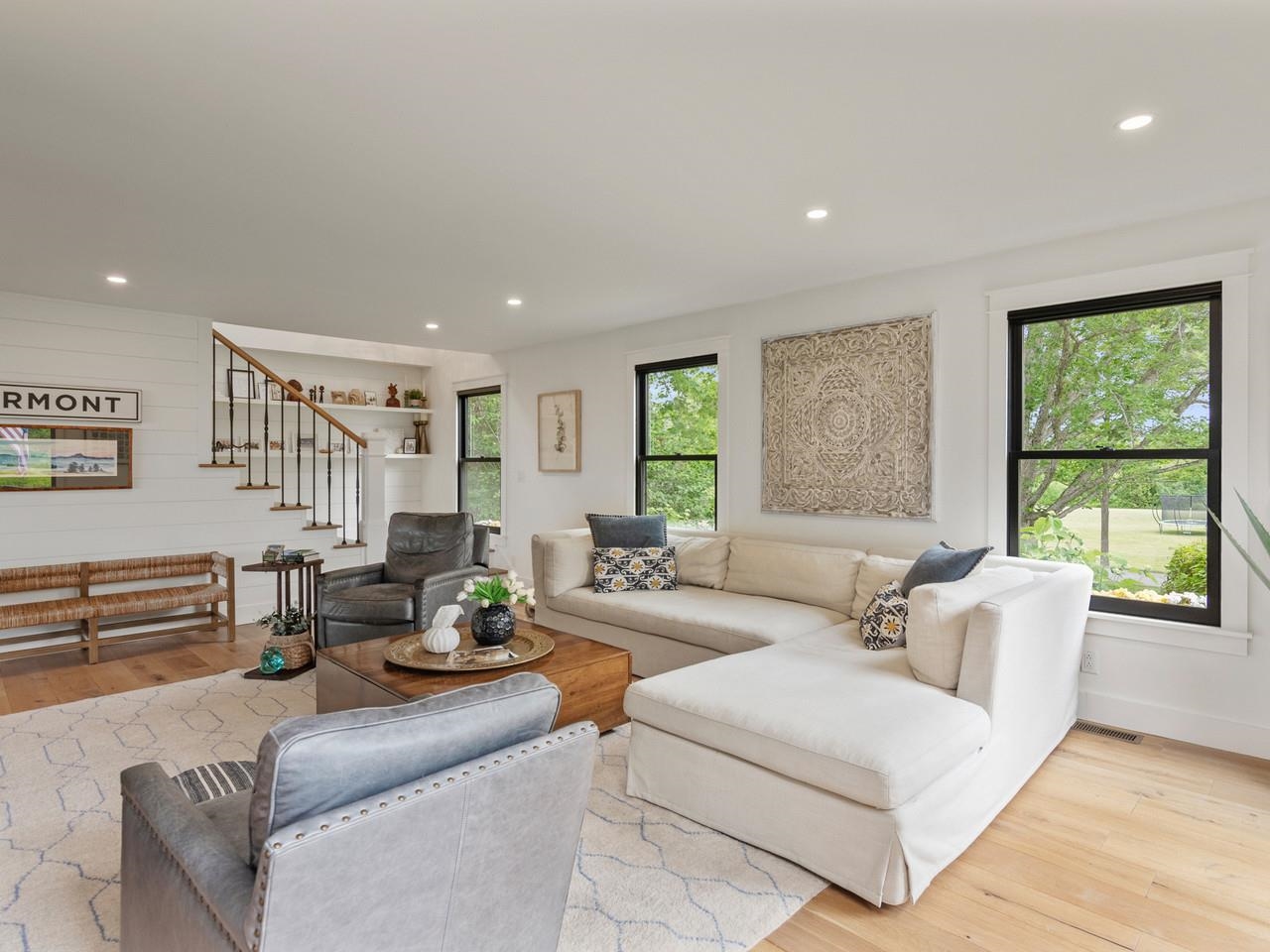 1549 Hinesburg Road South Burlington, VT 05403 - Photo 29 of 60