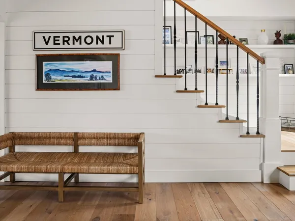 $2,100,000 | 1549 Hinesburg Road, South Burlington, VT 05403