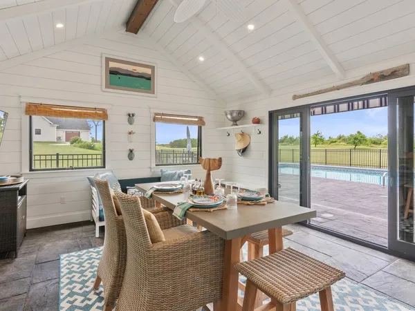 $2,100,000 | 1549 Hinesburg Road, South Burlington, VT 05403