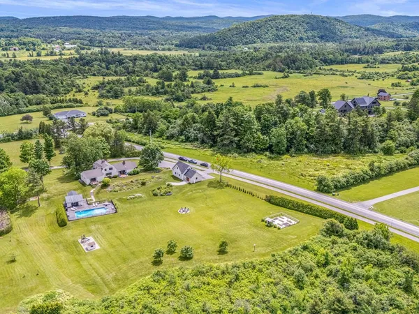 $2,100,000 | 1549 Hinesburg Road, South Burlington, VT 05403