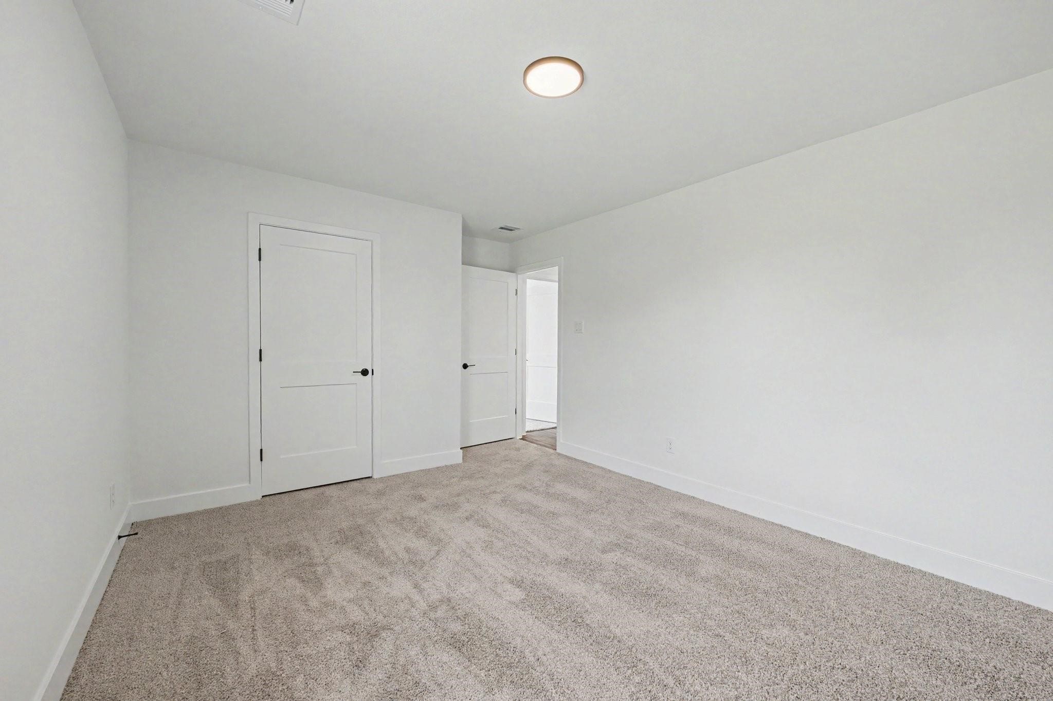 8 Keystone Court Angleton, TX 77515 - Photo 18 of 25