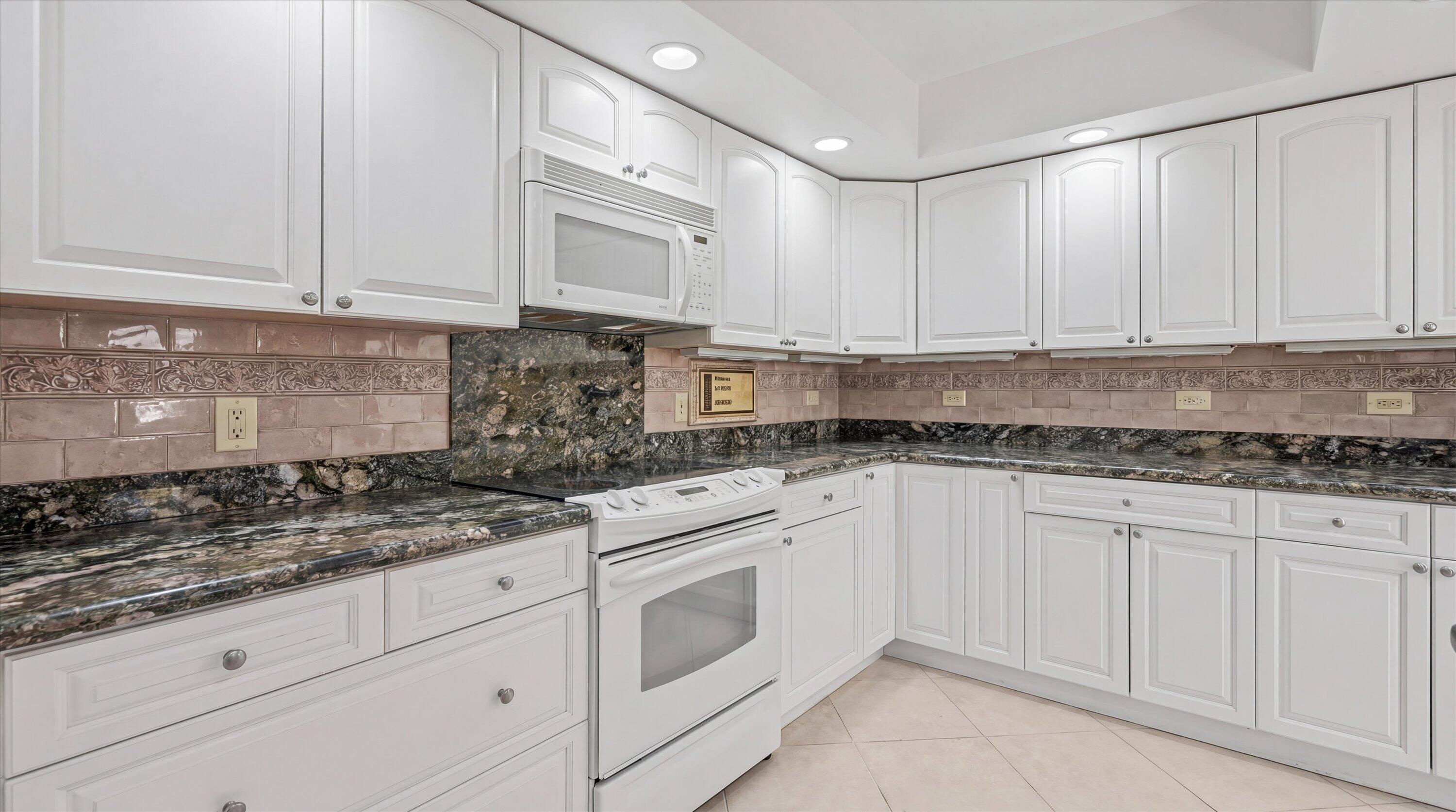 16997 Freshwind Circle Jupiter, FL 33477 - Photo 5 of 27 09-16997 Freshwind Cir