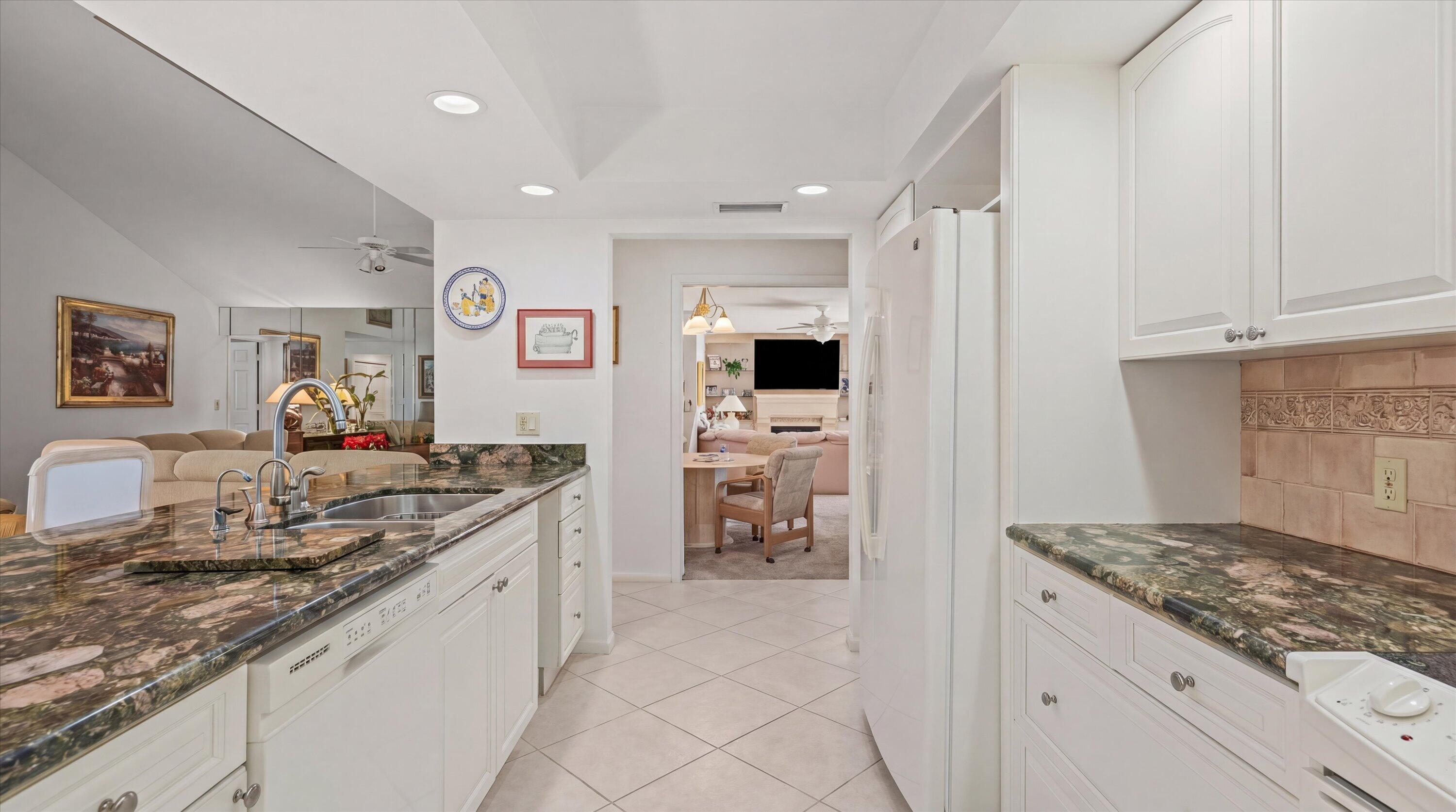 16997 Freshwind Circle Jupiter, FL 33477 - Photo 7 of 27 11-16997 Freshwind Cir
