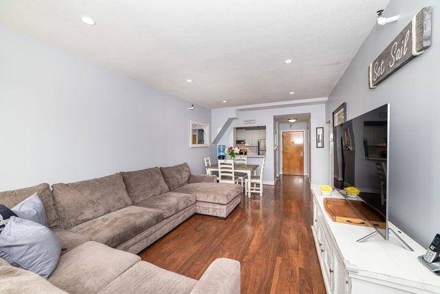 $670,000 | 42 8th Street, Unit 3208, Boston, MA 02129