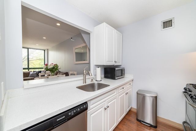 $670,000 | 42 8th Street, Unit 3208, Boston, MA 02129