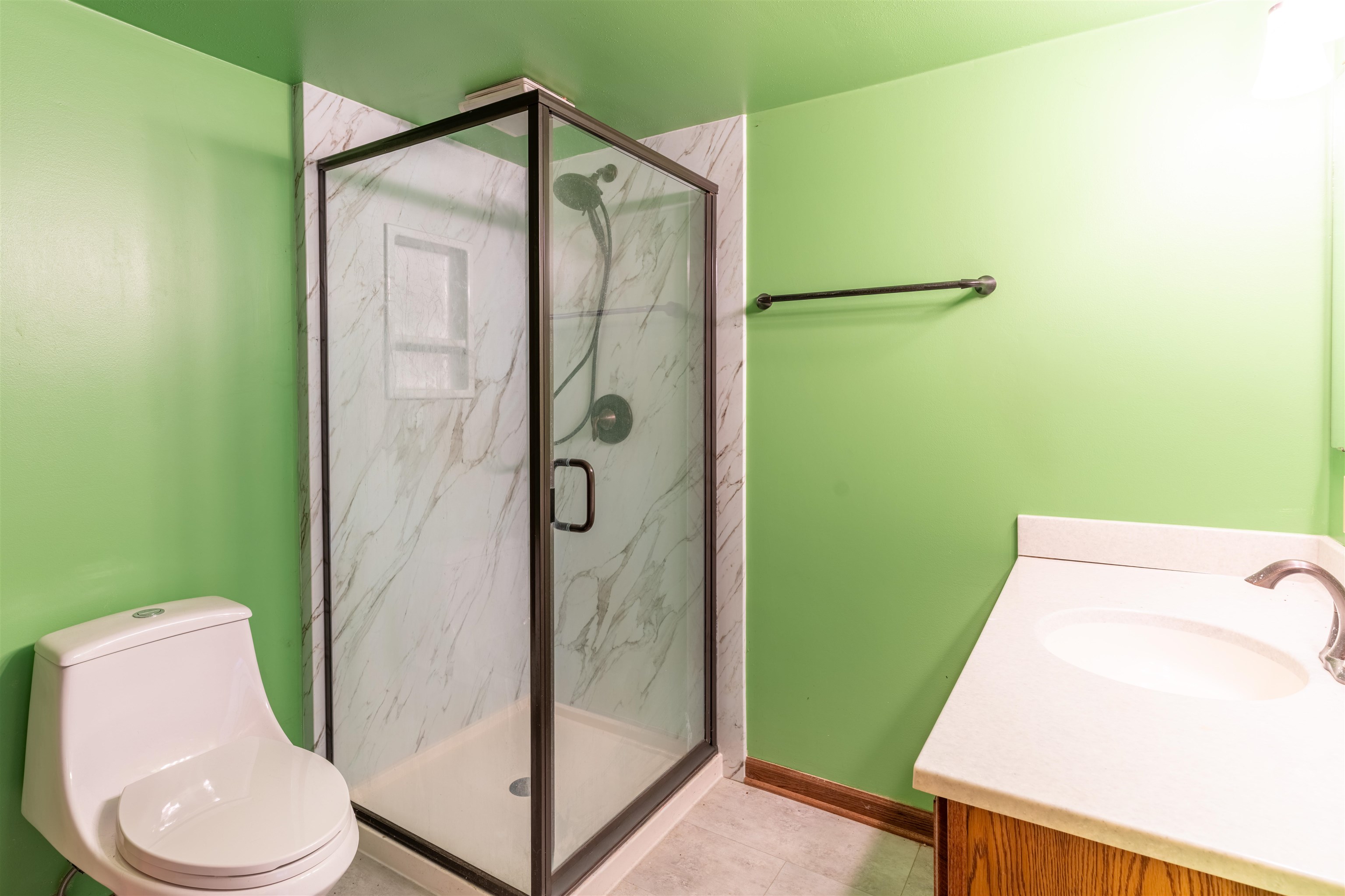151 North Fox Run Lane Byron, IL 61010 - Photo 28 of 37 a bathroom with a shower and toilet