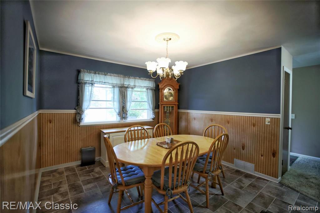 11892 South Wright Road Eagle, MI 48822 - Photo 5 of 20