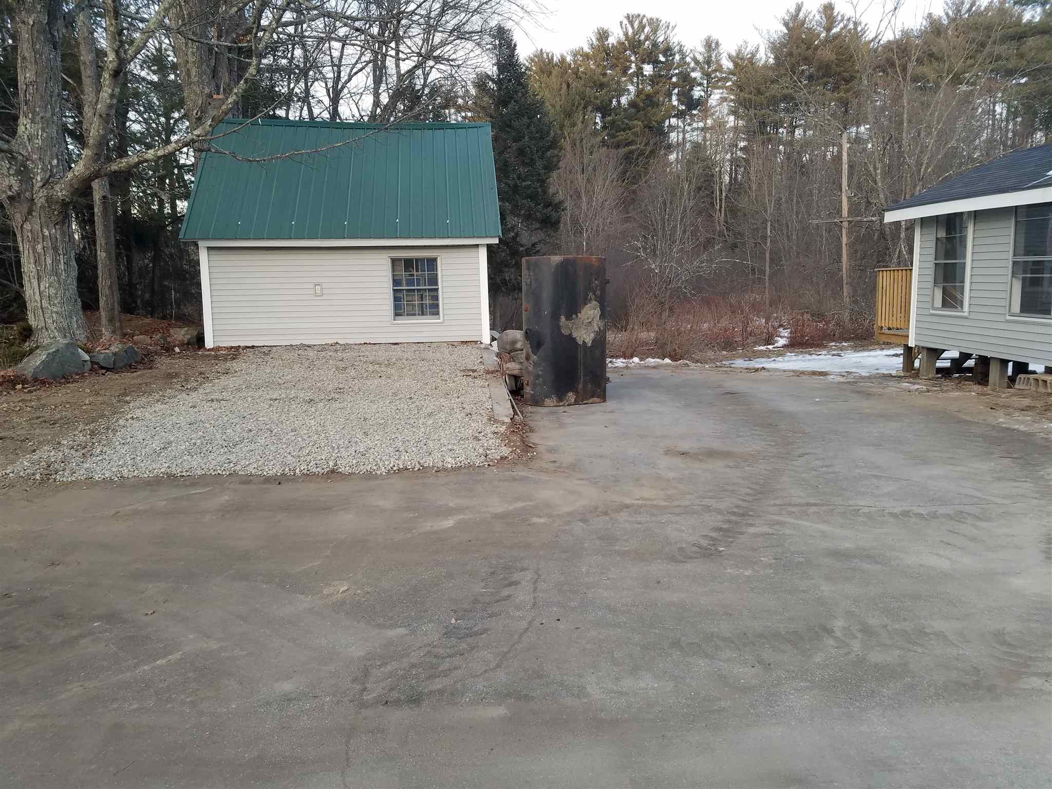 272 Main Street Fremont, NH 03044 - Photo 2 of 21 Gallery Image 2