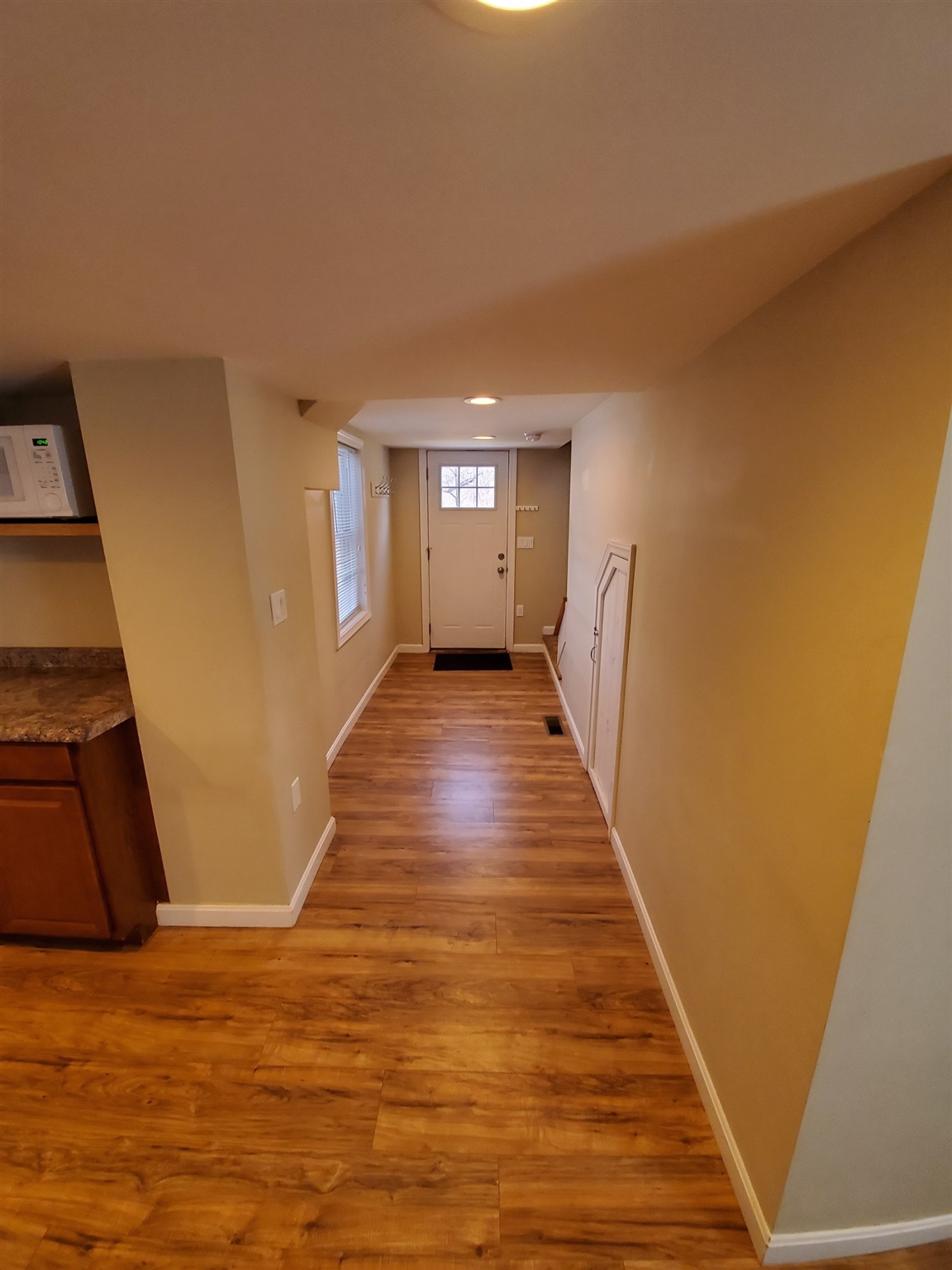 272 Main Street Fremont, NH 03044 - Photo 10 of 21 Gallery Image 10