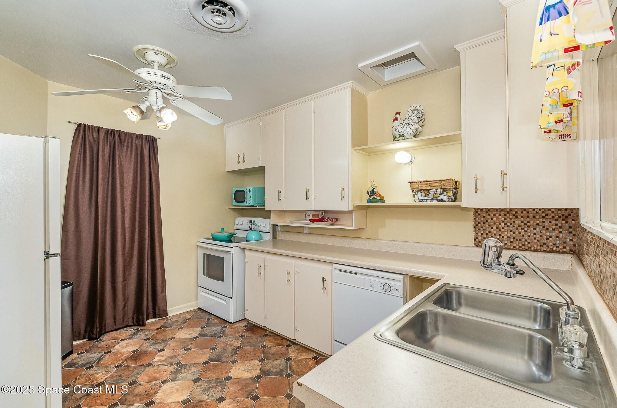 37 Valencia Road Rockledge, FL 32955 - Photo 11 of 27 Kitchen