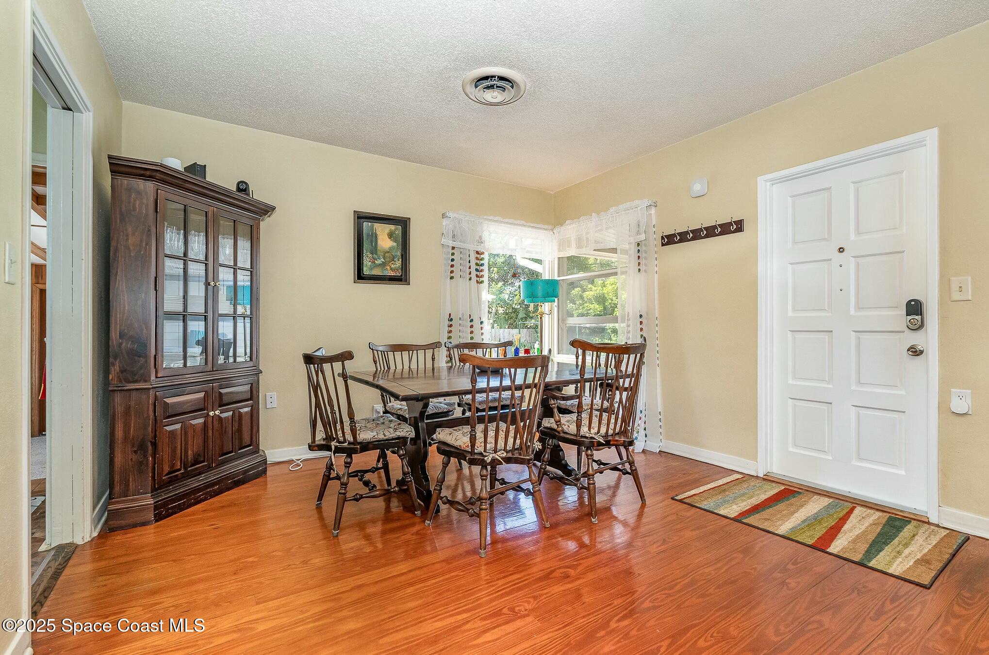 37 Valencia Road Rockledge, FL 32955 - Photo 9 of 27 Dining Room