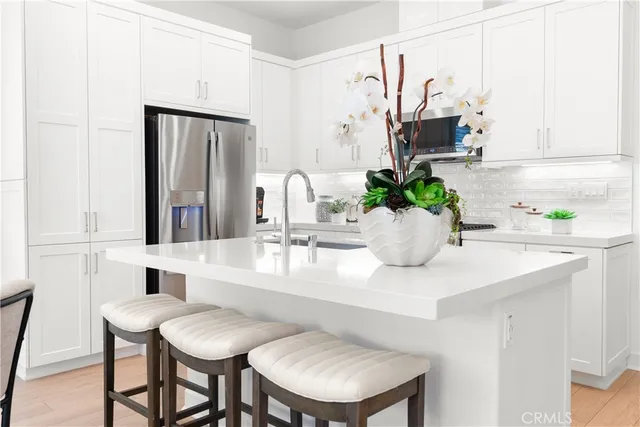 $950,000 | 806 Sunrise Road, Rancho Mission Viejo, CA 92694