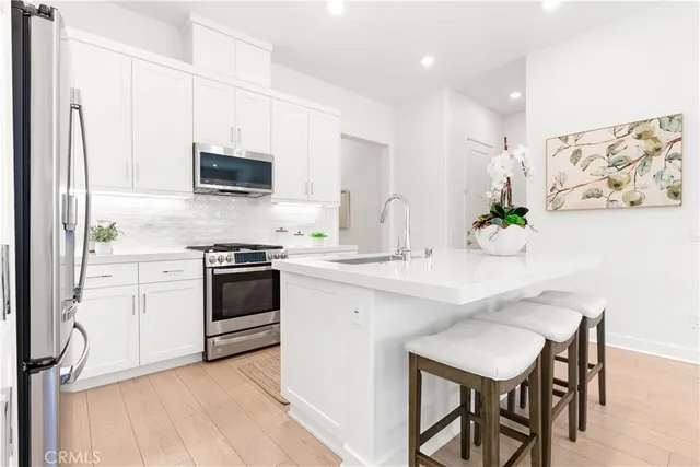 $950,000 | 806 Sunrise Road, Rancho Mission Viejo, CA 92694