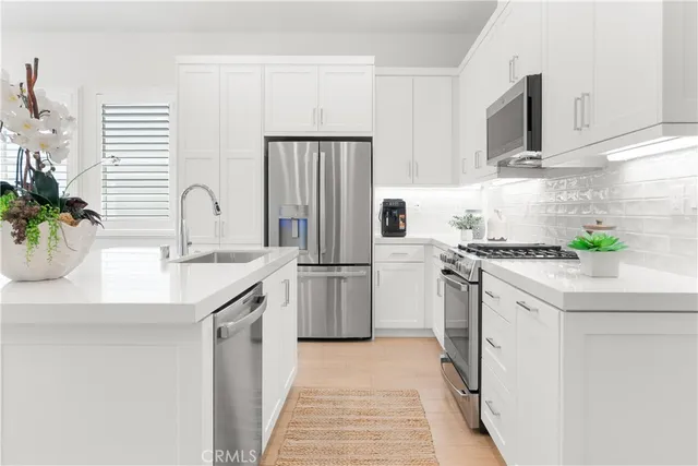 $950,000 | 806 Sunrise Road, Rancho Mission Viejo, CA 92694