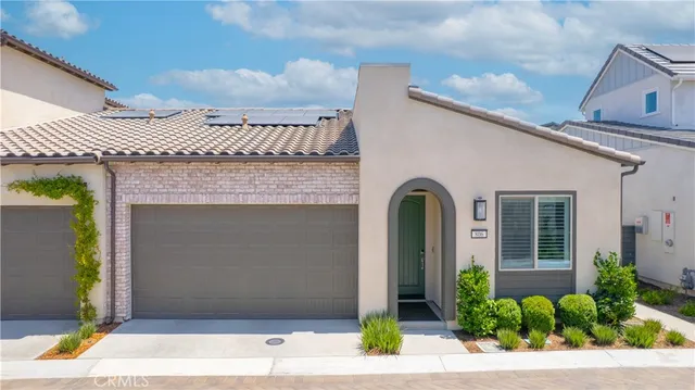 $950,000 | 806 Sunrise Road, Rancho Mission Viejo, CA 92694