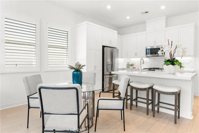 $950,000 | 806 Sunrise Road, Rancho Mission Viejo, CA 92694