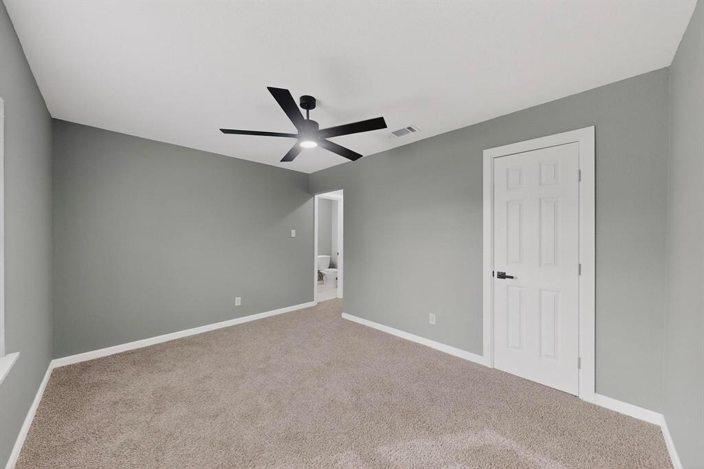 3442 Tioga Street Dallas, TX 75241 - Photo 13 of 28 a view of an empty room