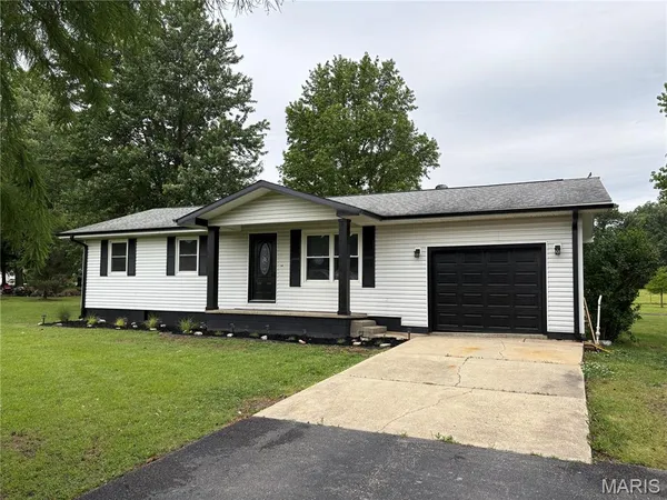 $199,500 | 12157 County Road 637, Dexter, MO 63841