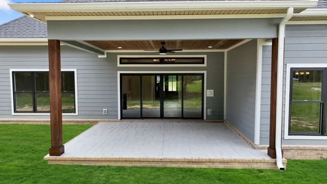 $699,900 | 887 Ovoca Lake Road, Tullahoma, TN 37388