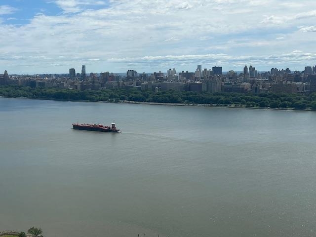 7002 Boulevard East, Unit 42D Guttenberg, NJ 07093 - Photo 11 of 42 a view of a lake