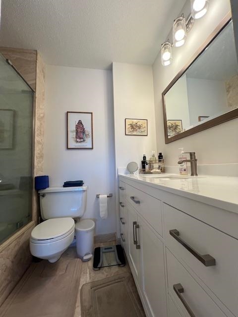 7002 Boulevard East, Unit 42D Guttenberg, NJ 07093 - Photo 21 of 42 a bathroom with a toilet sink and mirror